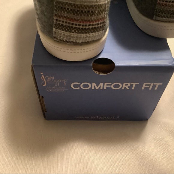 Jellypop Dallas lace up gray flannel sneaker 7.5 new - Picture 8 of 14